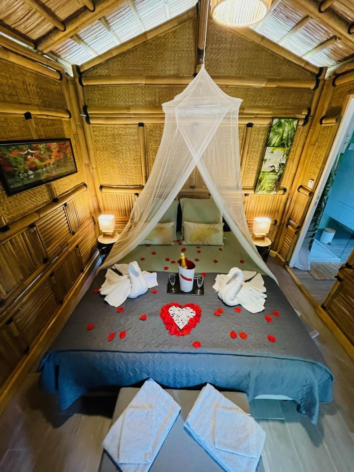 Suite Bambou Bien-Etre A Bali - Le Soleil Des Cevennes Saint-Jean-du-Gard Εξωτερικό φωτογραφία
